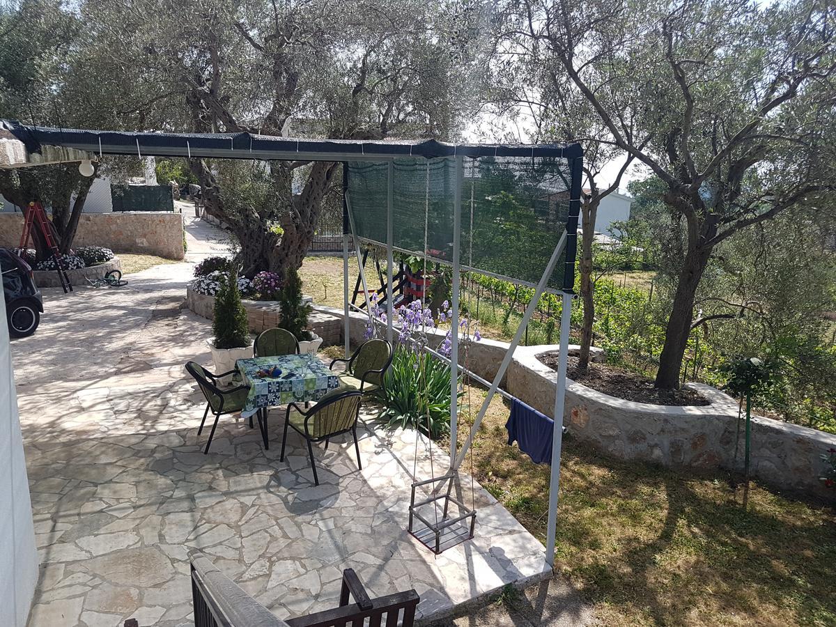 דוברה וודה Apartman Nikocevic מראה חיצוני תמונה