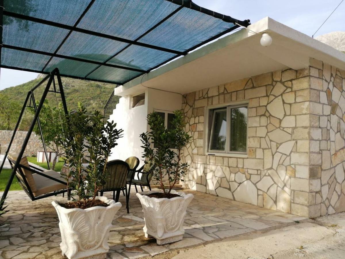 דוברה וודה Apartman Nikocevic מראה חיצוני תמונה